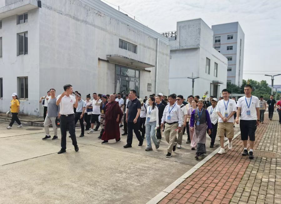 益陽喜迎西藏少數民族參觀團 共品湘益茶香續寫民族團結情